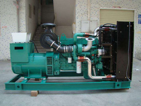 五台1100kw康明斯柴油发电机组图片 五台1100kw康明斯柴油发电机组图片